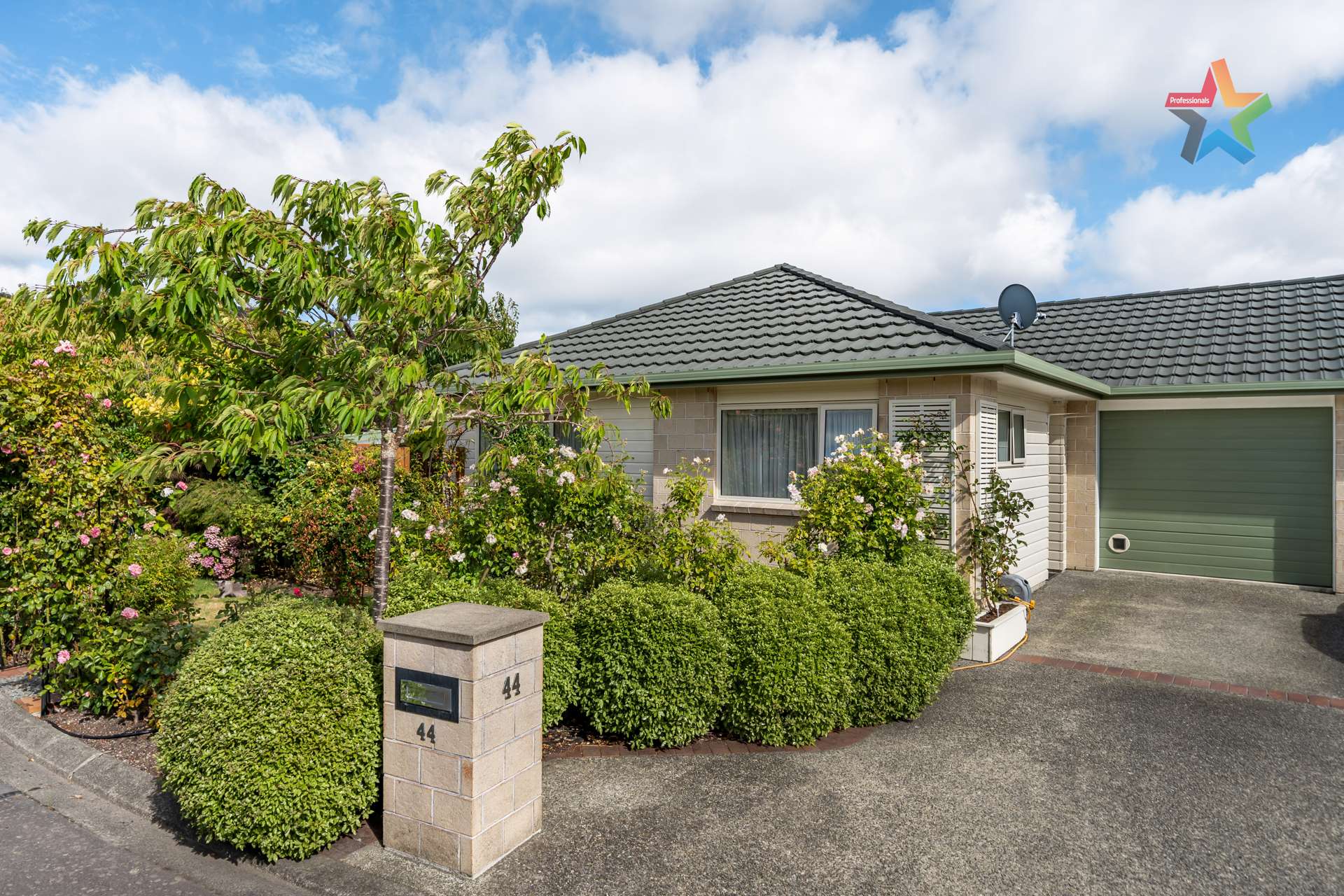 44 Woodland Mews Wainuiomata_0