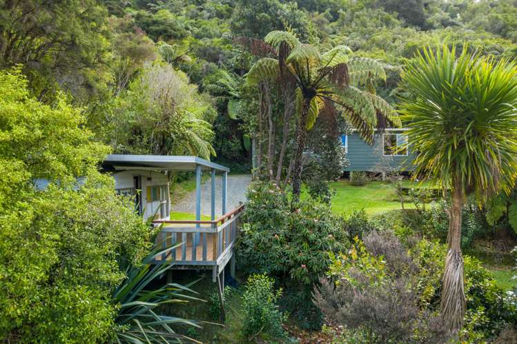 38 Moetapu Bay Road Anakiwa and Surrounds_12