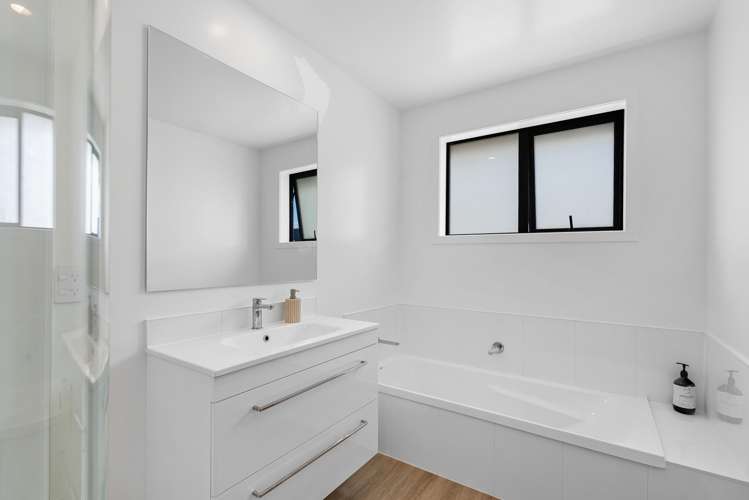 115 Kaurinui Crescent One Tree Point_23