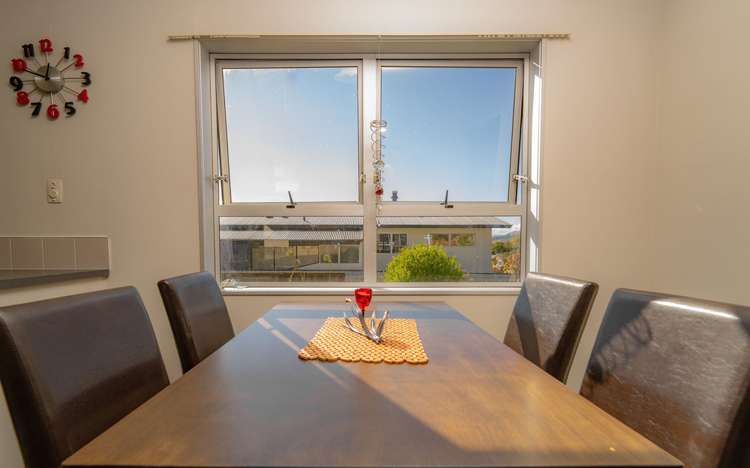 42a Churchill Avenue Richmond_6