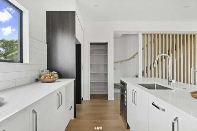 5/21 Erima Avenue Point England_4