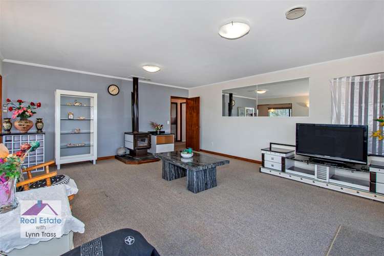 21 Weir Crescent Onerahi_3