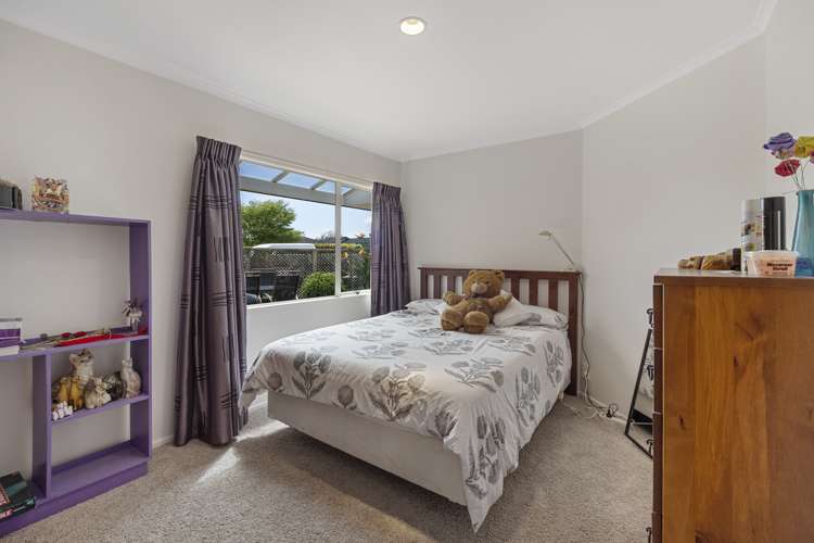 17d Kinross Drive Merrilands_21