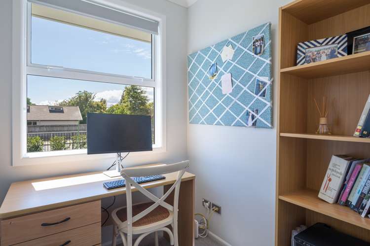 2 Hallmark Drive Hope_23