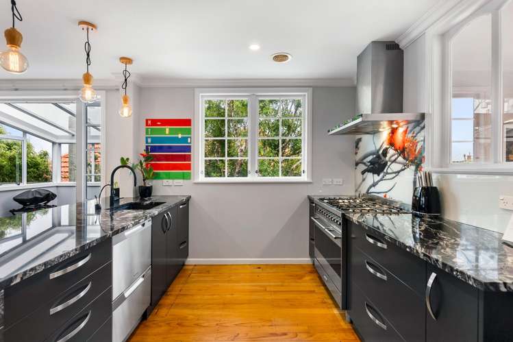 100 Donald Street Karori_12