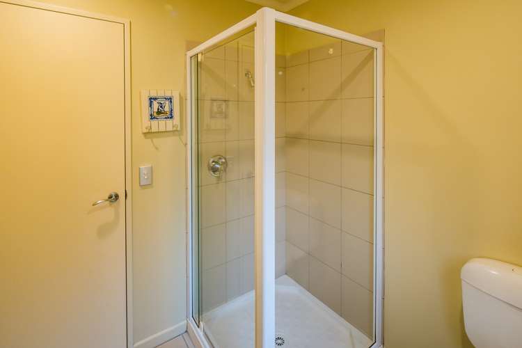 53/305 Evans Bay Parade Hataitai_17