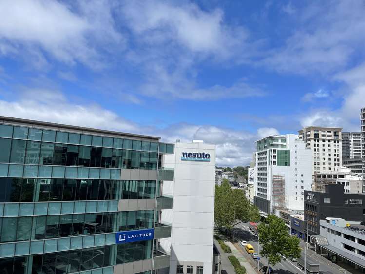 911/30 Beach Road Auckland Central_10