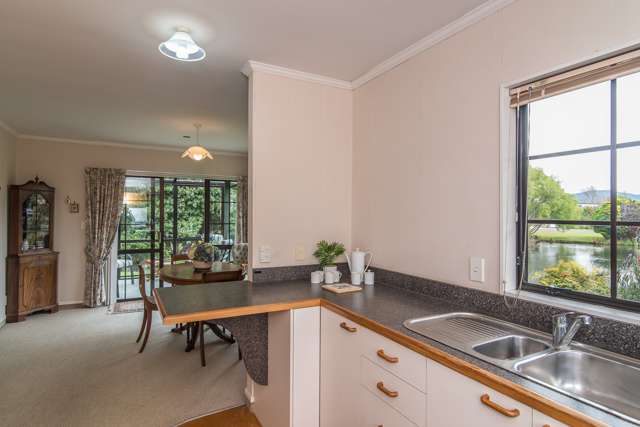 1 Lake View Court Paraparaumu_4