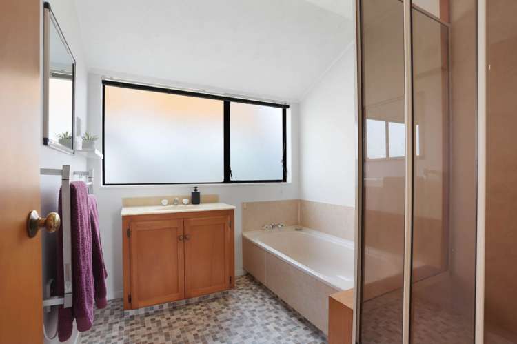 2b Kereru Street Henderson_8