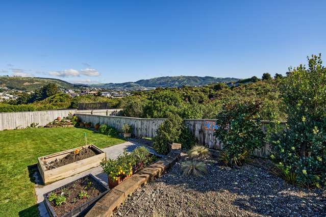 10 Tasman Close Aotea_3