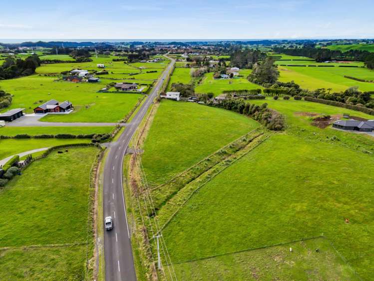 1511 Egmont Road Egmont Village_14