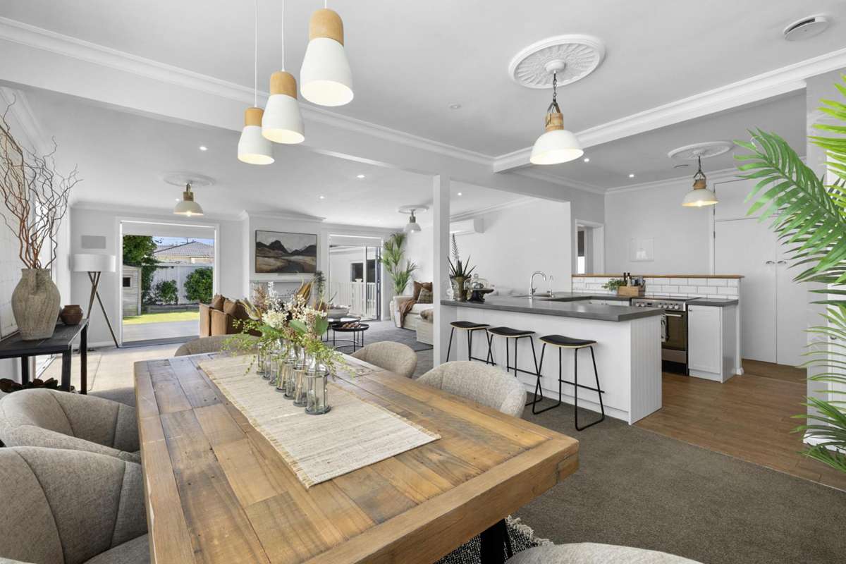 183 Coronation Ave_2