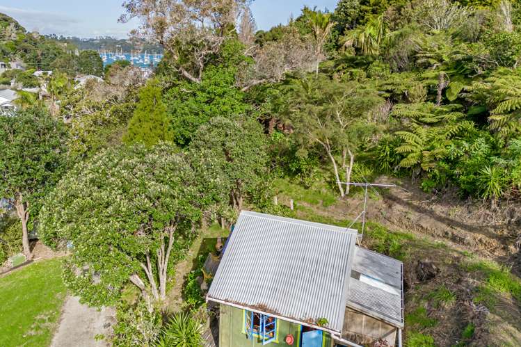 24 Florance Avenue Russell_18