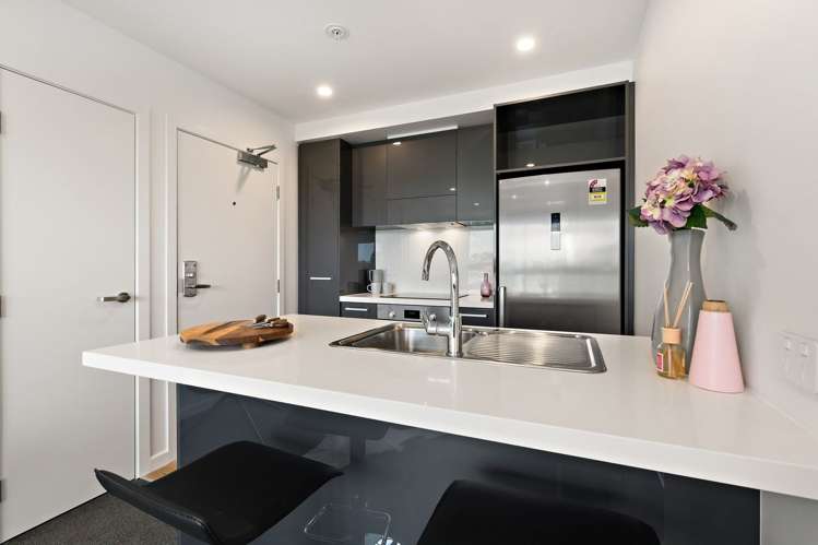 1207/8 Lakewood Court Manukau_15