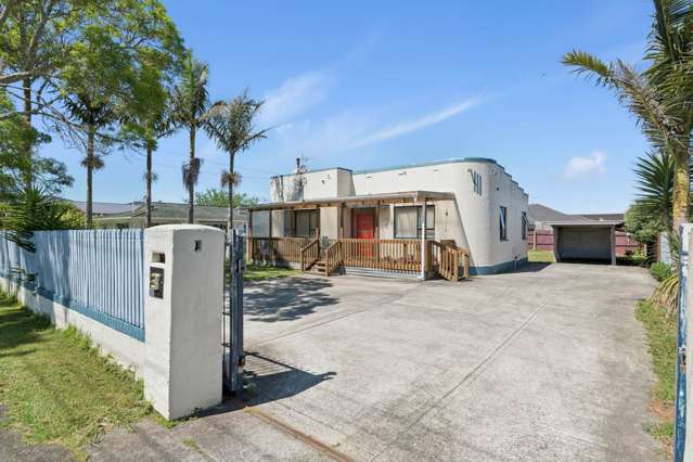 Prime 535m² Section in the Heart of Papatoetoe