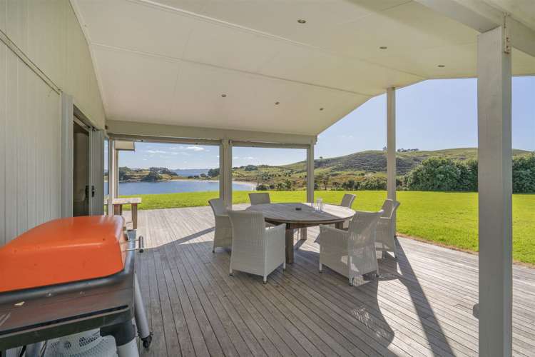 191b Pacific Ocean Slipper Island (Whakahau)_27