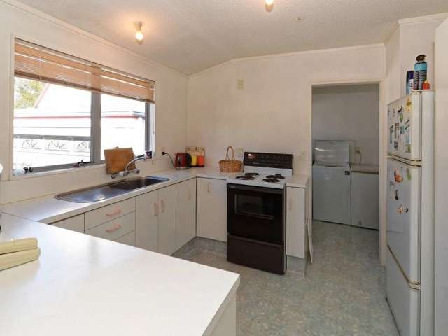 51b Lake Crescent Hamilton Lake_3