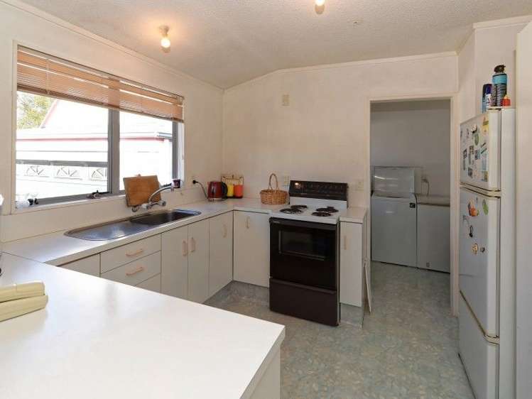 51b Lake Crescent Hamilton Lake_3