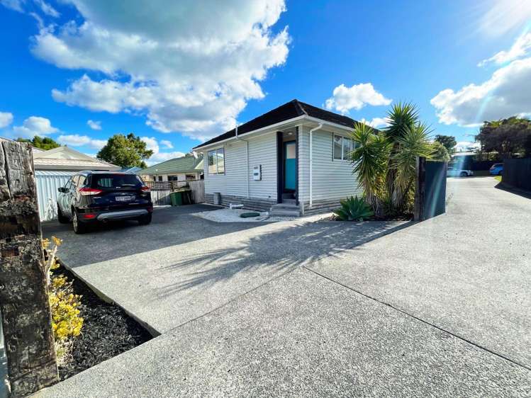 921 Whangaparaoa Road Manly_3