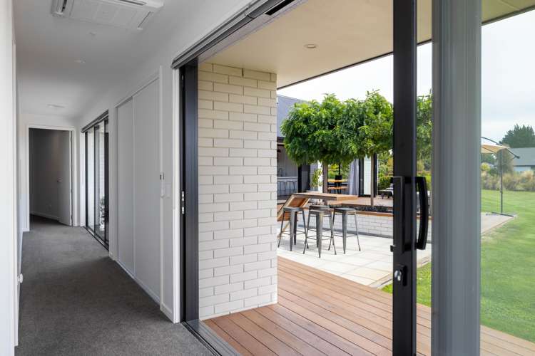 5 Evergreen Drive Woodend_23