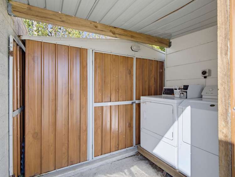 9 Waikawa Road Owaka_27