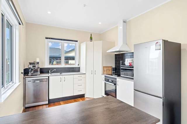 75 Queen Street West Levin_2