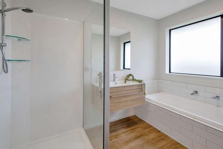 8 Te Kanawa Lane Rolleston_16