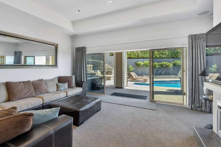 3 Roystone Way Huntsbury_18