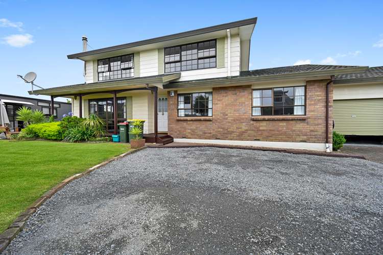 5 Monique Place Dinsdale_16