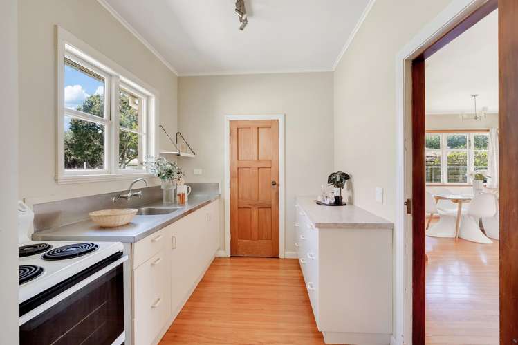 19 Galway Avenue Hamilton East_13