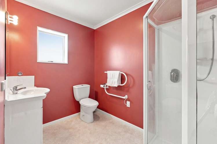 25 Ashmore Drive Frankleigh Park_22