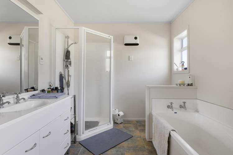 160 White Road Broadlands Forest_23