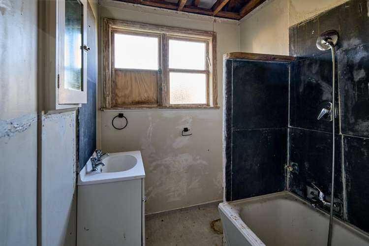34 Langford Street Naenae_7