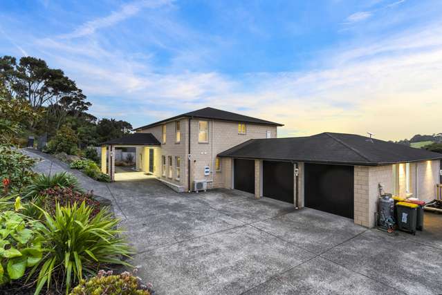 Magnificent Concrete Block Family Residence