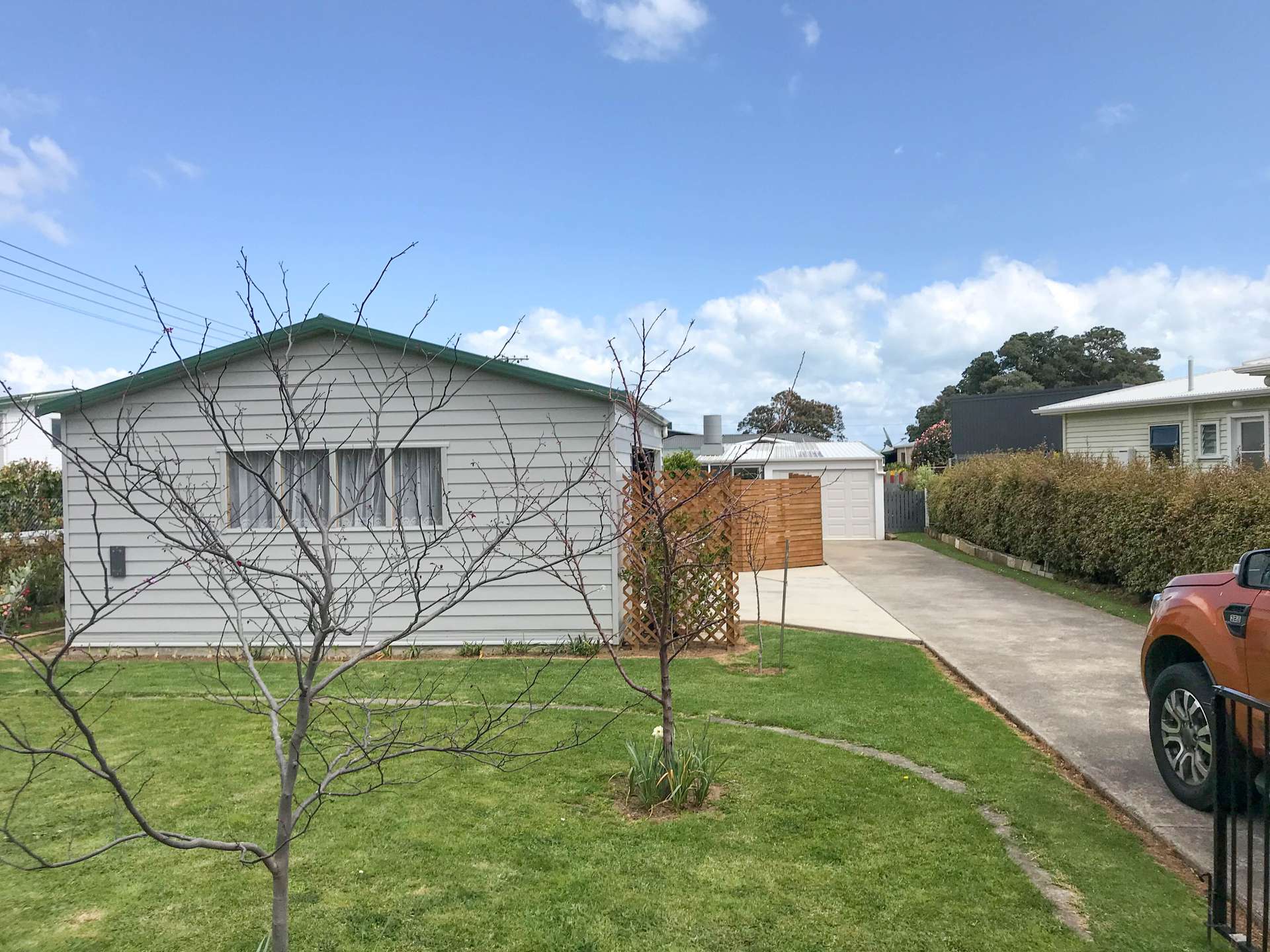 19 West Crescent Te Puru_0