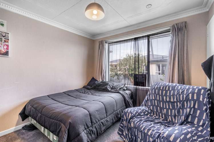 17 Kilmarnock Avenue Strathern_9