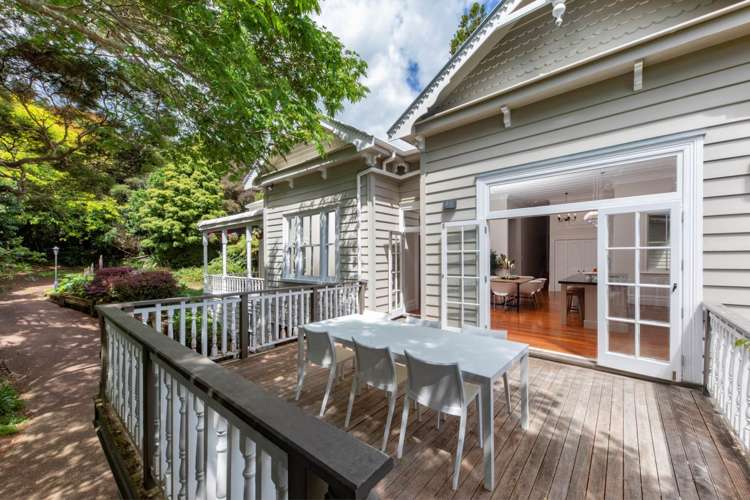 54 Tinopai Road Titirangi_1