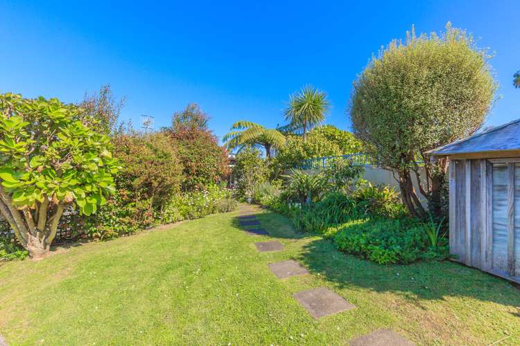 8/18 Parr Terrace Castor Bay_5