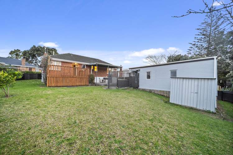 11a Robyn Place Mangere East_21