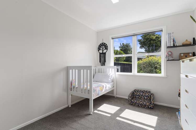 5b Tirimoana Road Te Atatu South_14