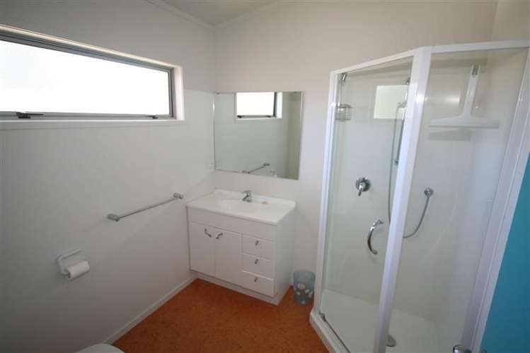 507b Ocean Road Whangamata_6