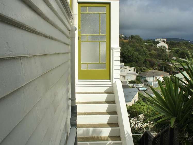 10 Elphinstone Avenue Strathmore Park_14