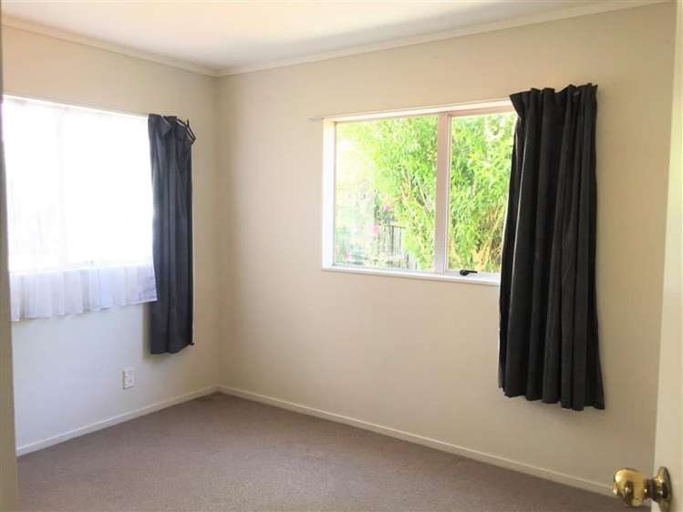 240b Te Atatu Road Te Atatu South_8