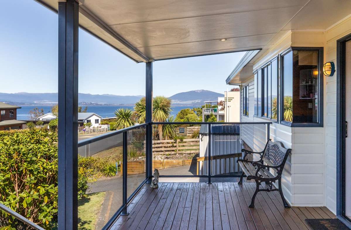 2 Ngati Parekaawa Drive_3