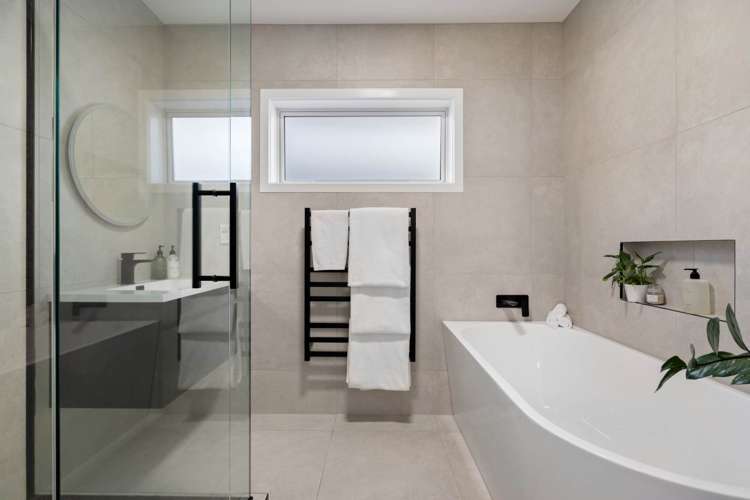 35 Nui Mana Place Te Atatu South_10