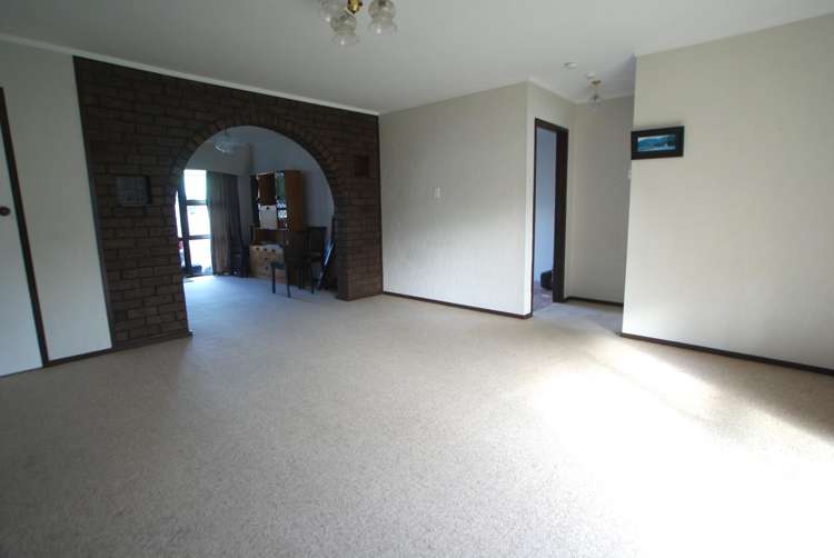 2/4 Church Street Onehunga_7