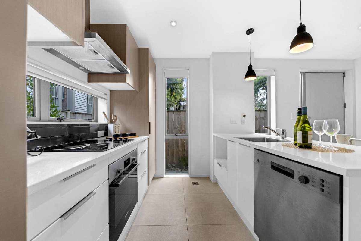 3/2B Walsall Street_5