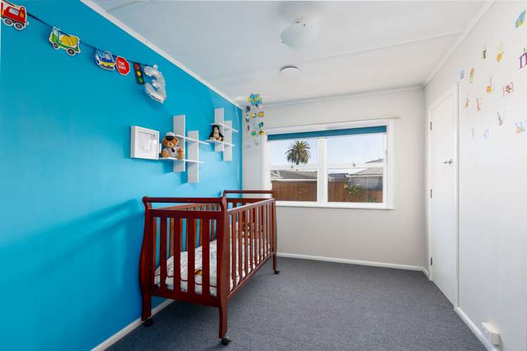 6 Dickens Street Stoke_9