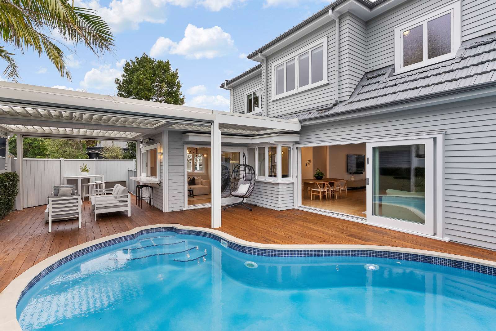205 Hurstmere Road in Takapuna, North Shore, Auckland