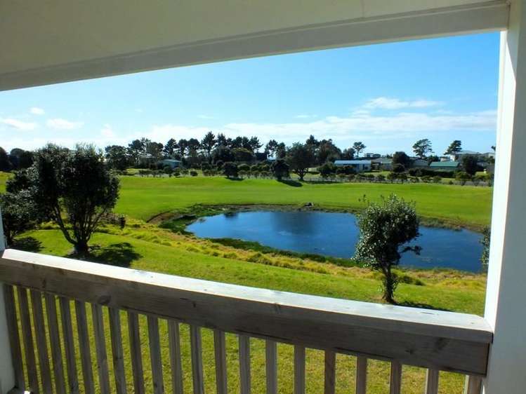 167 The Fairway Matarangi_12